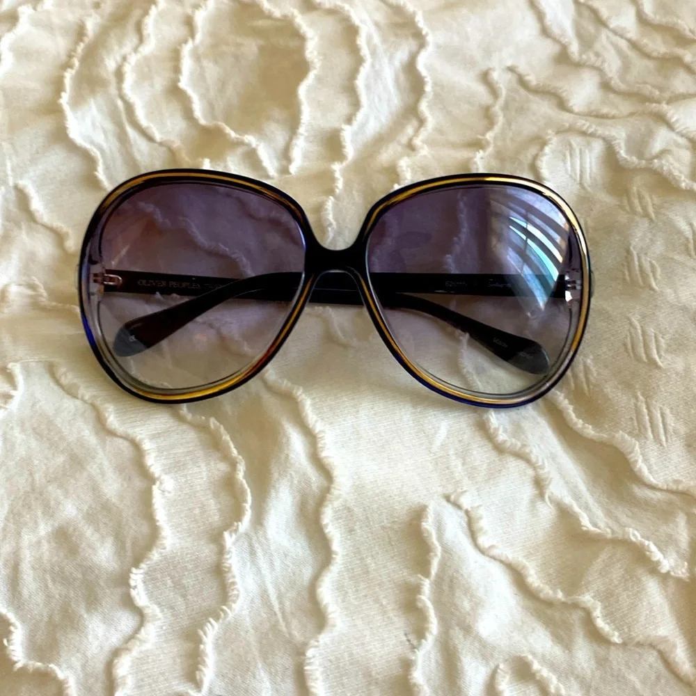 Oliver Peoples Sunnglasses